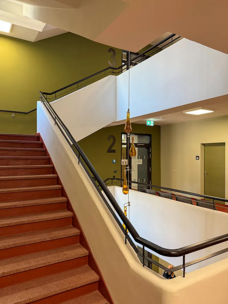 Treppenhaus Anstrich – Malerbetrieb Lindemann