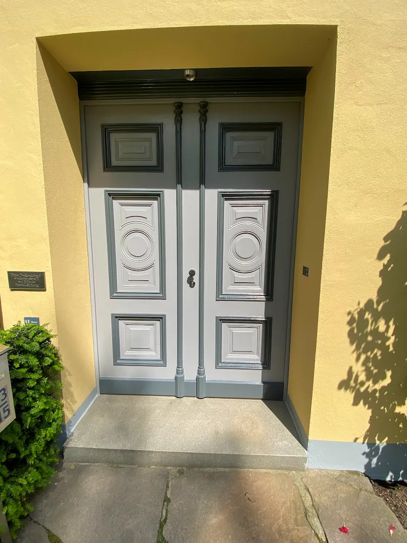 Türanstrich Fassade – Malerbetrieb Lindemann